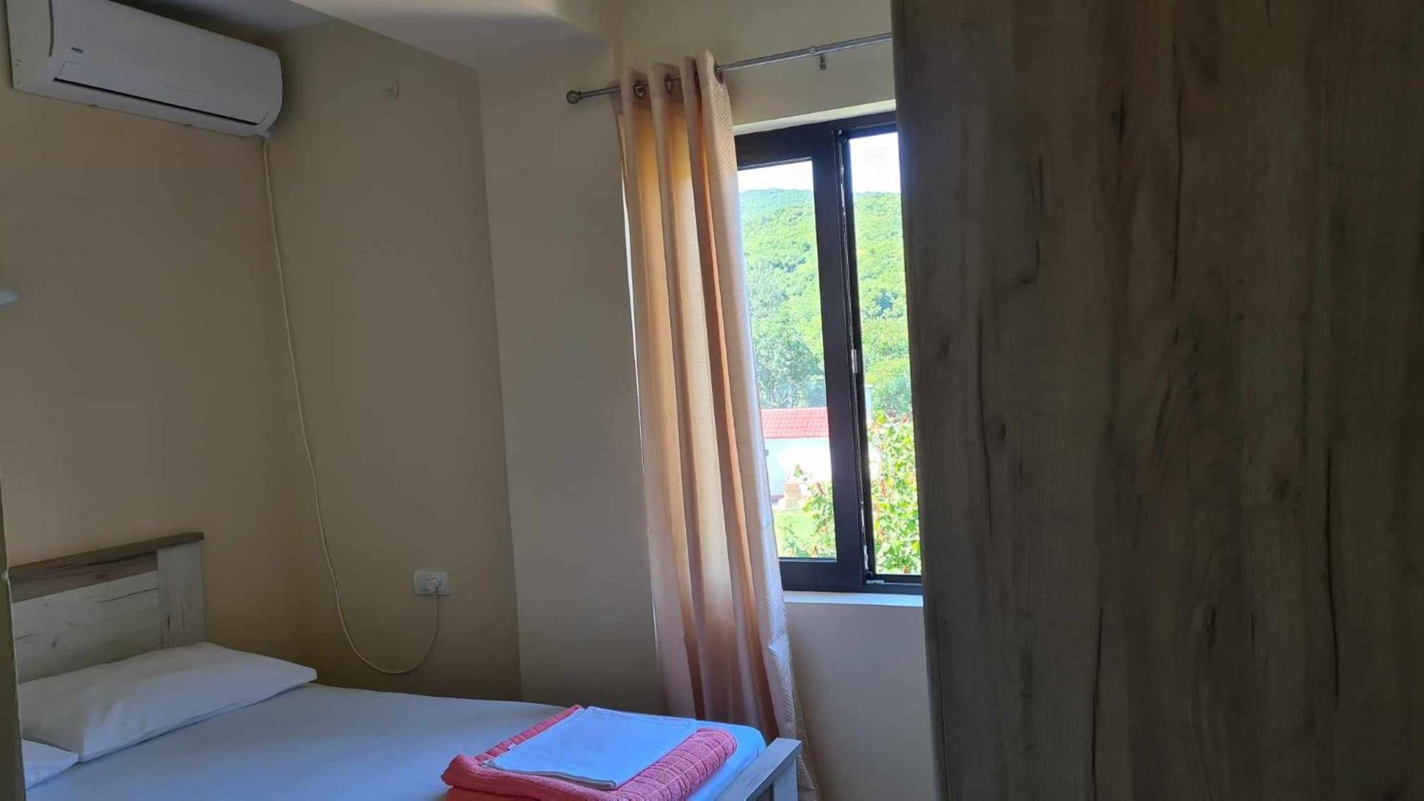 Apartments Ivetic Kotor Exterior photo